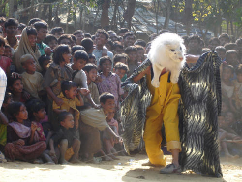 © Rima Abdul Malak - Clowns Sans Frontières - Bengladesh - 2004