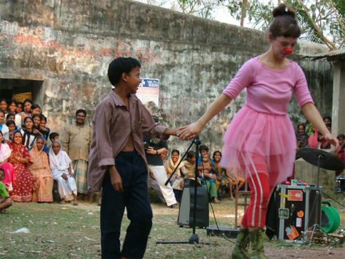 © Clowns Sans Frontières - Bengladesh - 2004