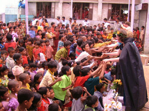 © Clowns Sans Frontières - Bengladesh - 2004