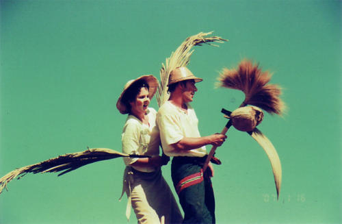 © Stephane Dovert - Clowns Sans Frontières -  Birmanie - 2006