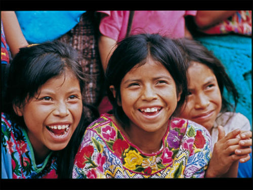 © Malik-Nahassia - Clowns Sans Frontières - Guatemala - 1995