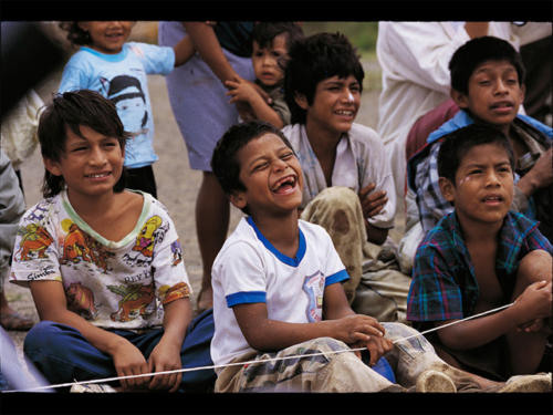 © Malik-Nahassia - Clowns Sans Frontières - Guatemala - 1995