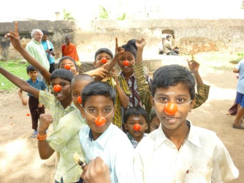 © Clowns Sans Frontières - Inde - 2012