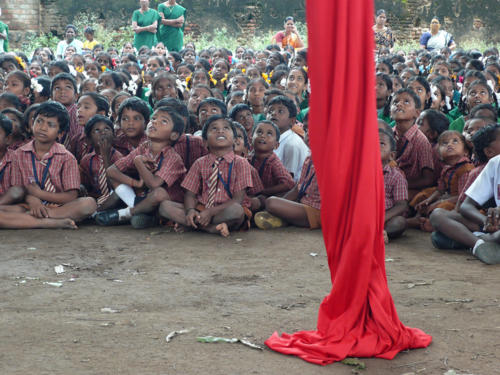 © Clowns Sans Frontières - Inde - 2010