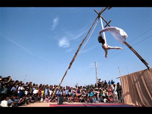 © Eric Caro - Clowns Sans Frontières - Inde - 2004