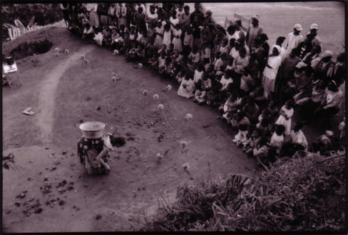 © Pierre Men - Clowns Sans Frontières - Madagascar - 2004