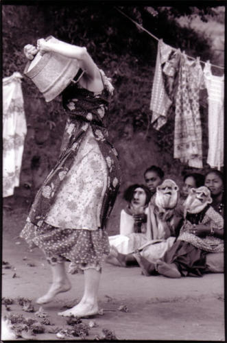 © Pierre Men - Clowns Sans Frontières - Madagascar - 2004