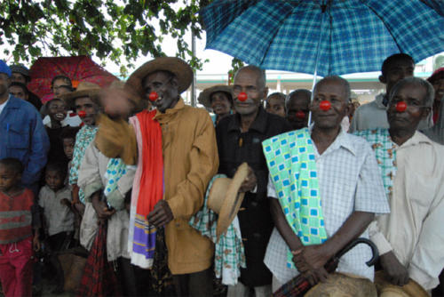 © Pierrot Men - Clowns Sans Frontières - Madagascar - 2006