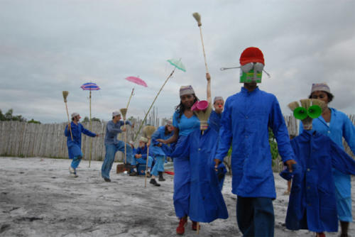 © Pierrot Men - Clowns Sans Frontières - Madagascar - 2006