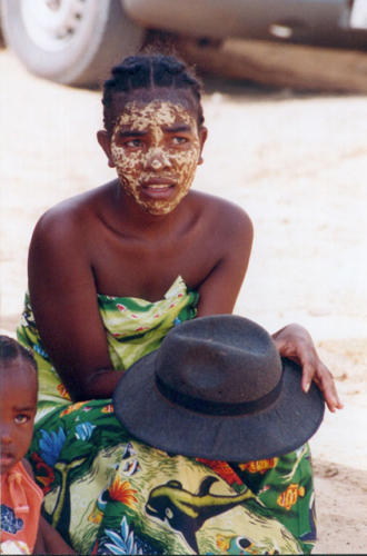 Clowns Sans Frontières © Pierrot Men - Madagascar 2002