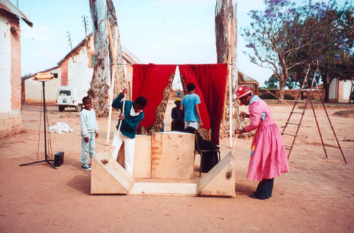 © Clowns Sans Frontières - Madagascar - 2001