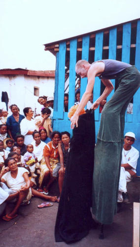 © Clowns Sans Frontières - Madagascar - 2001