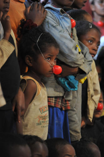 © Pierrot Men - Clowns Sans Frontières - Madagascar - 2007