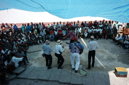 © Pierrot Men - Clowns Sans Frontières - Madagascar - 2007