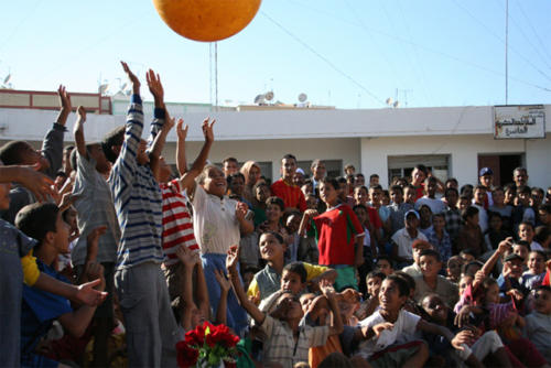 © Claire Bury - Clowns Sans Frontières - Maroc - 2005