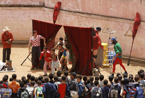 © Christophe Raynaud de Lage - Clowns Sans Frontières - Maroc - 2006