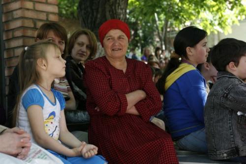 © Gilles Porte - Clowns Sans Frontières - Moldavie - 2008