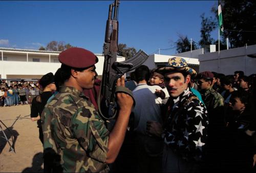 © Malik Nahassia - Clowns Sans Frontières - Palestine - 1994