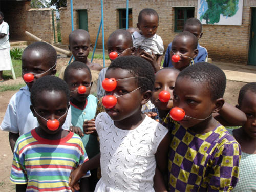 © Georges Matichard - Clowns Sans Frontières - Rwanda - 2004