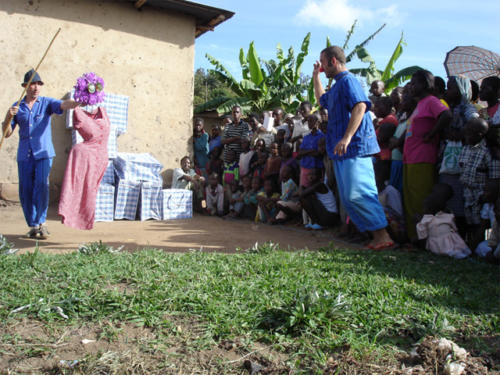 © Georges Matichard - Clowns Sans Frontières - Rwanda - 2004