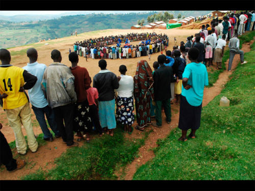 © Pierrot Men - Clowns Sans Frontières - Rwanda - 2005