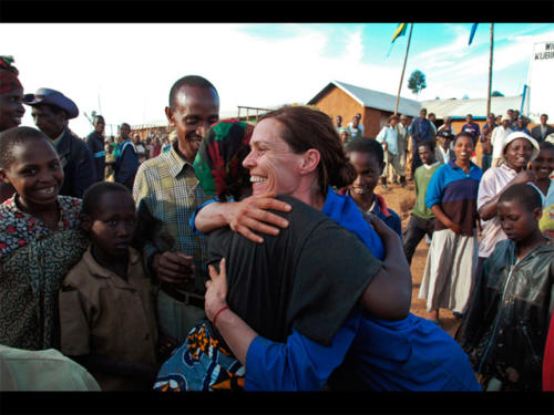 © Pierrot Men - Clowns Sans Frontières - Rwanda - 2005