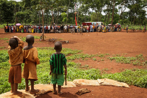 © Christophe Raynaud de Lage - Clowns Sans Frontières - Tanzanie - 2015